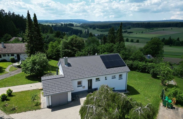 Wonderful private villa with WIFI, TV, terrace, pets allowed, panoramic view and parking
