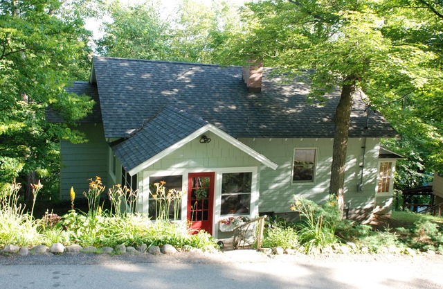 Wooded Hilltop Retreat in Historic Saranac Lake