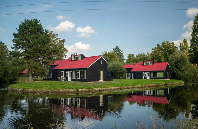 Wooded Park Retreat in Drenthe