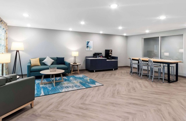 Woodspring Suites Pensacola West