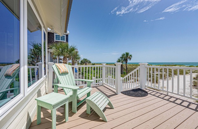 Woodwind Beach 10 - 3 bed/3 Bath - Beachfront - South End of Boca Grande - Elevator!