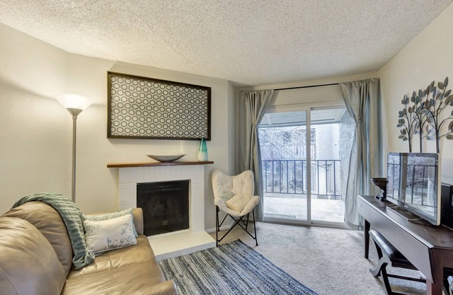 Work, Explore, Retreat. Home Base @ Cherry Creek, Glendale, Denver, DTC 180+ nts