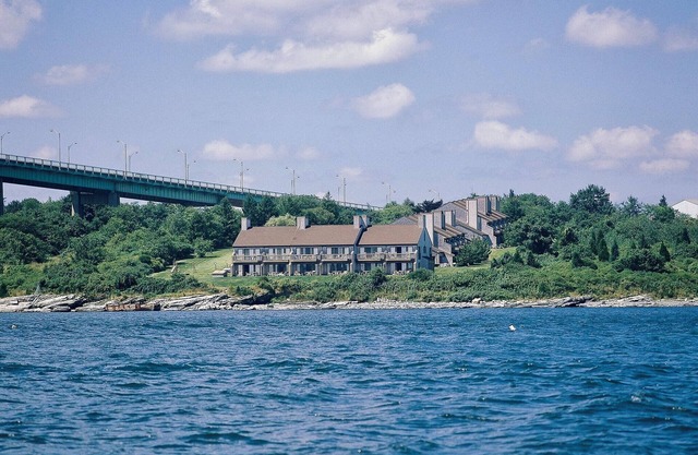 Wyndham Newport Overlook | Four 2BR/2BA Suites