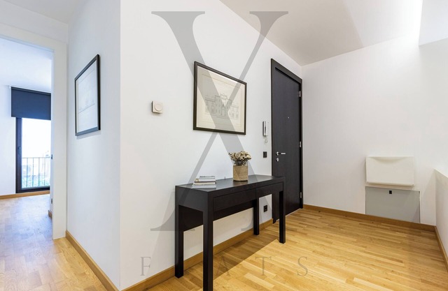 X Flats - Deluxe Reverse Duplex 2+1 Garden, in lovely Istanbul,near Taksim