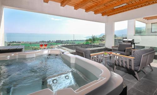 YalaRent C Kinneret Hotel apartments Migdal