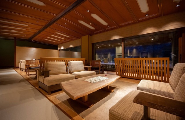 Yamanaka Onsen Kuriya Yasohachi