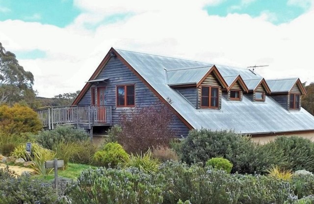 Yarralaw Springs Wines Vine Loft