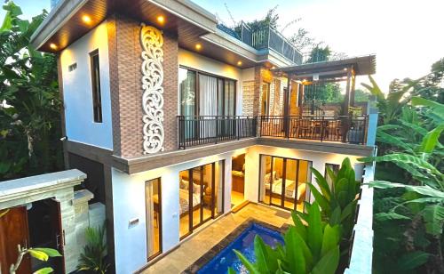 Yasana Jineng Villa 2 Modern 3 BR Villa with Balcony, Rooftop & New Ameneties