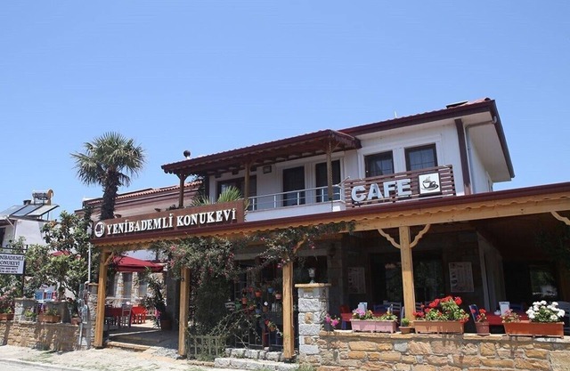 Yeni Bademli Konukevi