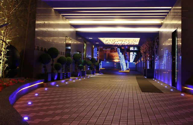 Yes Motel City Resort Paradise