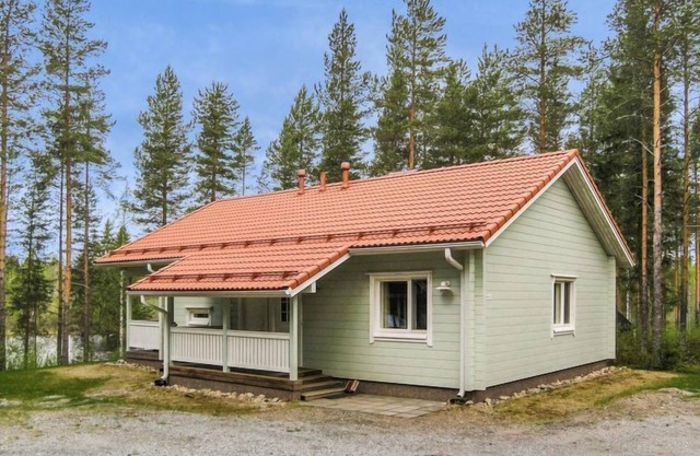 Yläneuvola Lanssi by Interhome