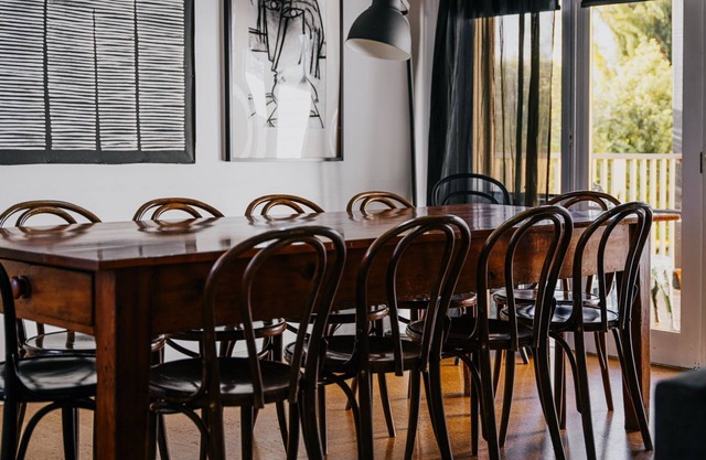 York House Daylesford ~ 7 Bedroom Centre of Town!