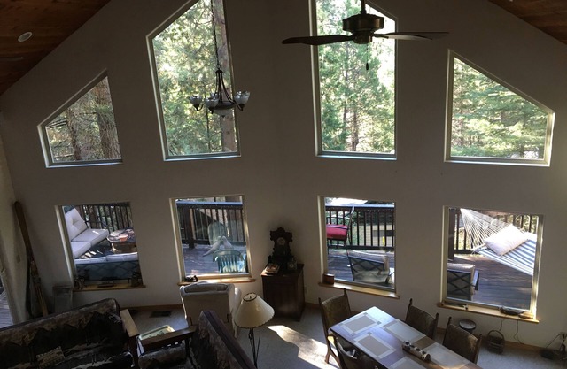 YOSEMITE Sugar Pine Cabin, 7 Miles To Park South Entrance 50 Amp EV outlet