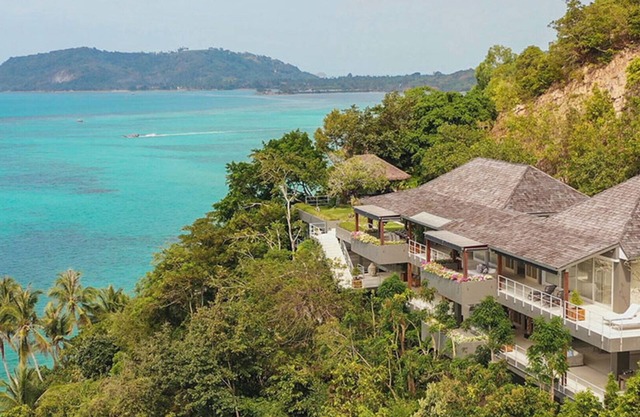 You and Your Family will Love this Luxury Villa