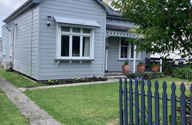 Your city oasis awaits located less than 1km from city centre & local beaches