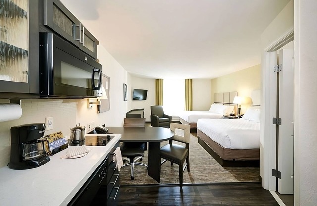 Your Home Away From Home! Pool, Pet-Friendly Unit, Near Edgar Allen Poe Museum