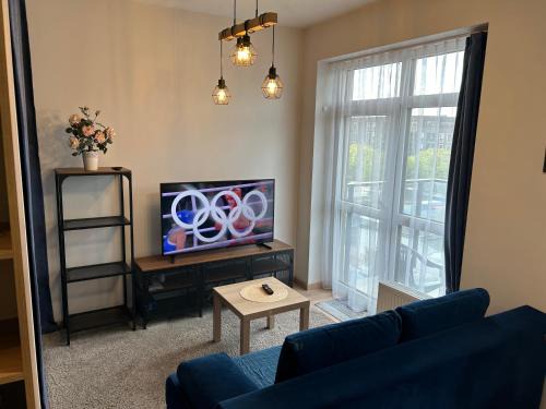 Your Home - Stylish Studio Apartment in Center, with Balcony & Self Check-in