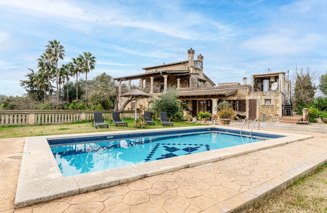 YourHouse Deulosal, family-friendly rural house, cycling friendy