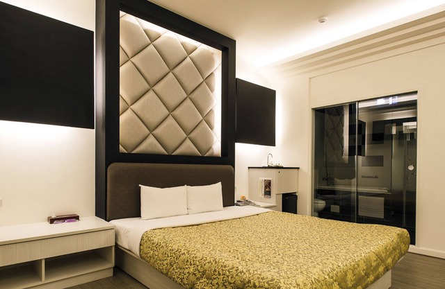 Yuan Chyau Motel