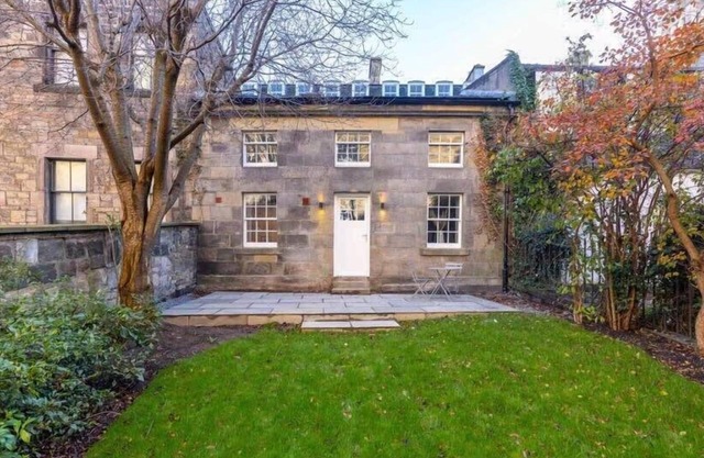 Yukina Suite - 2 Bed City Centre House And Garden