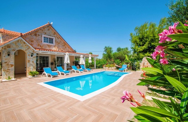 Zante Sunny Villa I !