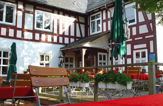 Zur Burgruine Frauenberg