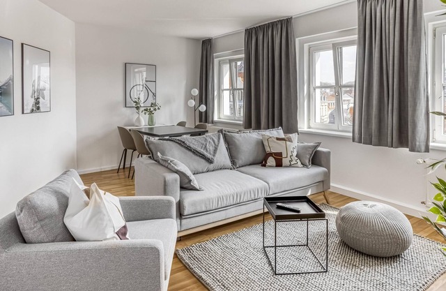 Zwickau Dr.-Friedrichs-Ring | One-Bedroom Suite L