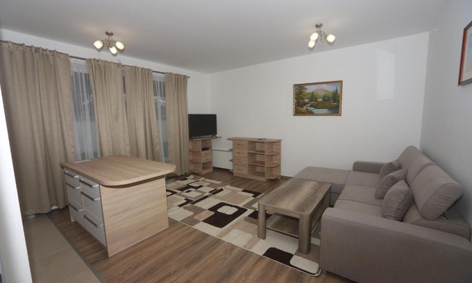 Kecskemet Apartment | Ádám Guesthouse I.