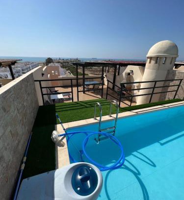 Vera Beach Apartment | Ático con piscina privada vistas al mar.
