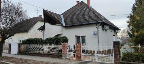 Kaposvar House | Éva Vendégház