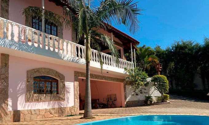 Dona Catarina House | Ótima chácara com lazer completo em Mairinque/SP