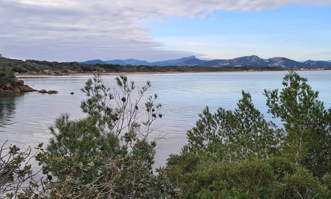 Giens Apartment | Ô Salins Presqu'ile DE Giens Rez-de-jardin 6 Personnes, 150m Plage, Wifi Clim