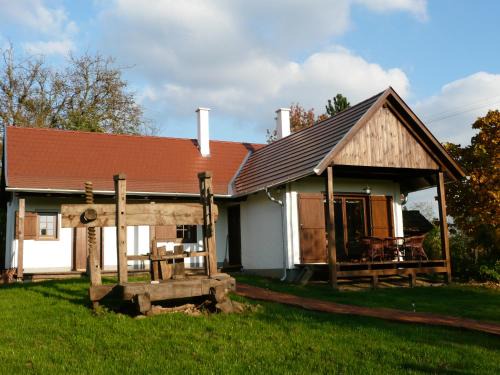 Magyarszombatfa Apartment | Őrségi Porta