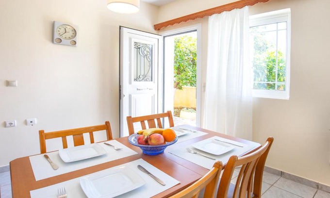 Karavomylos Apartment | ΒΙΛΑ ΜΠΟΥΜΠΟΥΛΙΝΑ