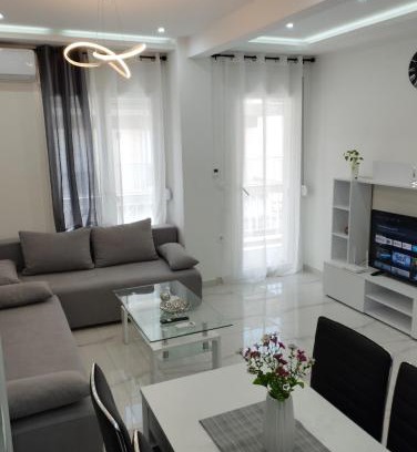 Neapoli-Sykies Apartment | Λαμπερό Διαμέρισμα 1
