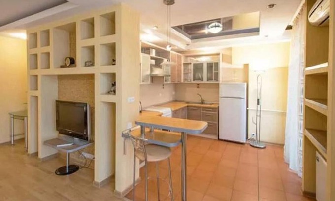 Petrovskoye Apartment | Апартаменты в историческом центре