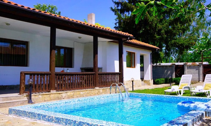 Balchik House | Вила Нолан с басейн - Villa Nolan with private pool