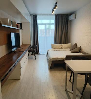 Shevchenkivs'kyi District Apartment | Затишна, стильна студія біля Виставкового центру
