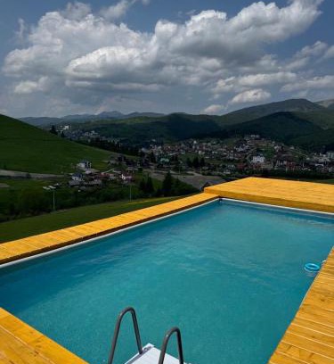 Bukovel Ski Chalet | Карпати Плай Village