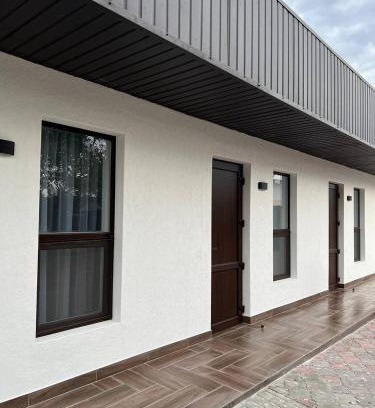 Reni Hotel | Колібрі