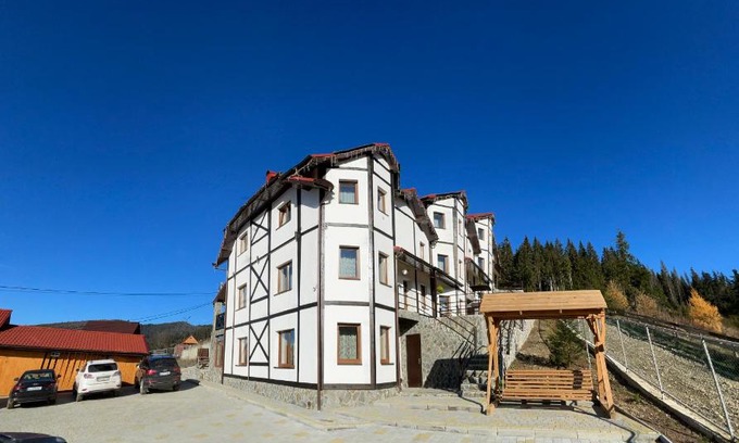 Bukovel Cabin | Котеджі “Друзі”