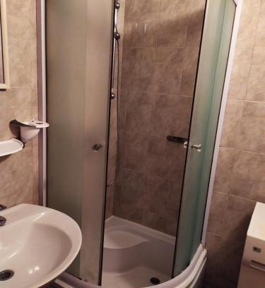Zarichnyi District Apartment | Прокофьева 24б Уютная посуточная квартира