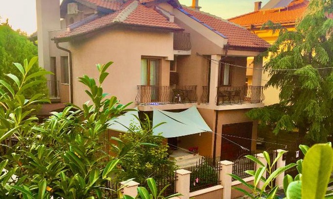 Sarafovo House | Стаи за гости Димитрови