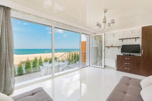 Odessa Villa | Сучасна вілла у моря