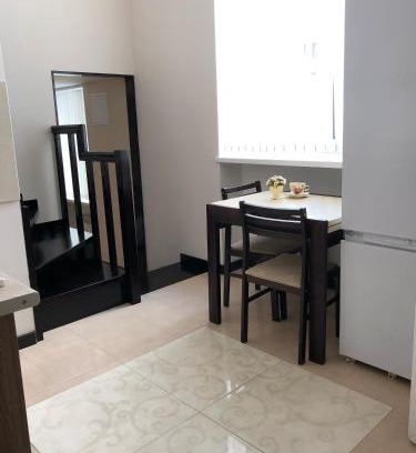 Prymors'kyi district Apartment | Трёхуровневая квартира у моря