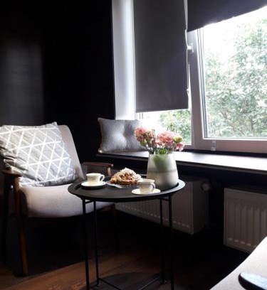 Uman Apartment | "У нас світло є завжди" Апартаменти поруч із Софіївським парком Dolce Vita ,