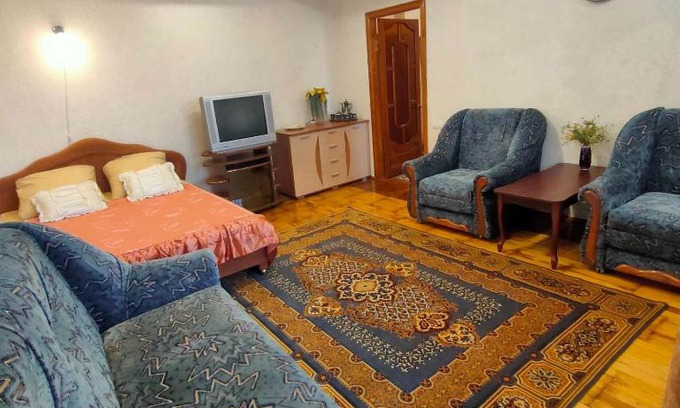 Zaporozhye Apartment | Чистая уютная квартира в самом центре города на Бульваре Центральном