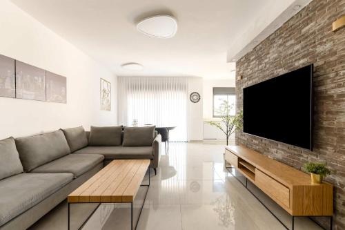 Kiryat Ata Apartment | פנינת הקריות
