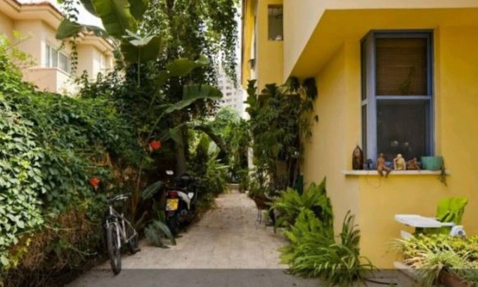 Yehud House | ת עם חצר 4 חדרי שינה יהוד 5 דקות מנמל תעופה in Yehud