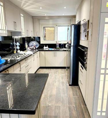 Bab Sharqi Apartment | دوبليكس فاخر فيلا للايجار مفروش في ارقي اماكن لوران